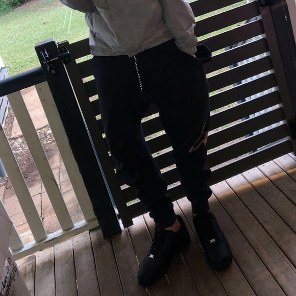 Meet your Posher, James - Picture 1 of 1